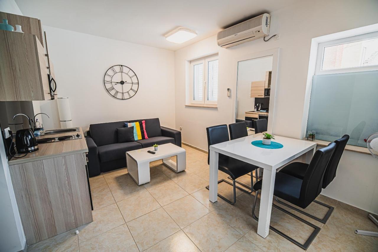 Downtown Park Apartments With Balcony Vodice Kültér fotó