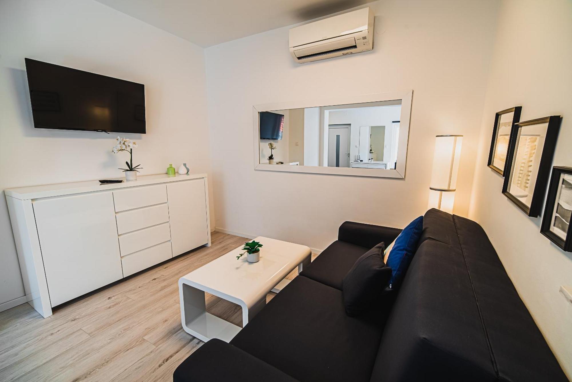 Downtown Park Apartments With Balcony Vodice Szoba fotó