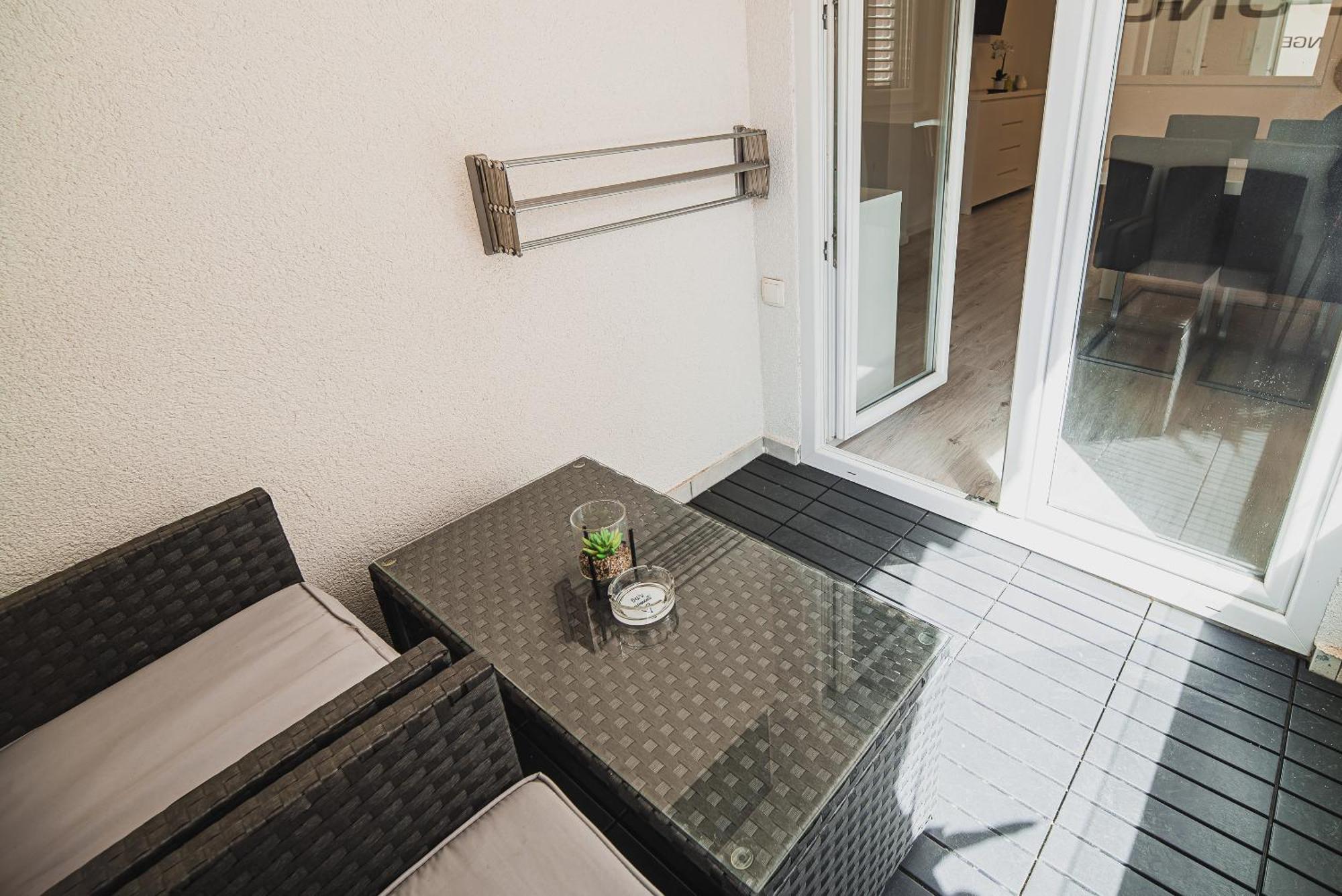 Downtown Park Apartments With Balcony Vodice Szoba fotó